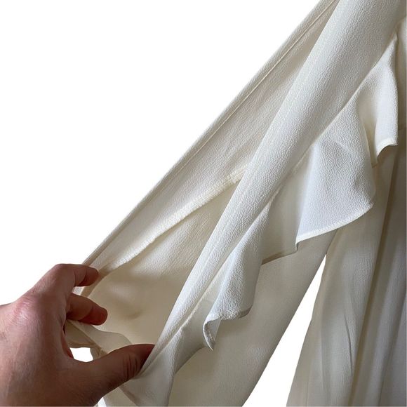 Stylus Long Sleeved Open Arm Ruffle Blouse Size Small (NWT) - Picture 5 of 11